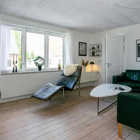 Holiday home Iv *